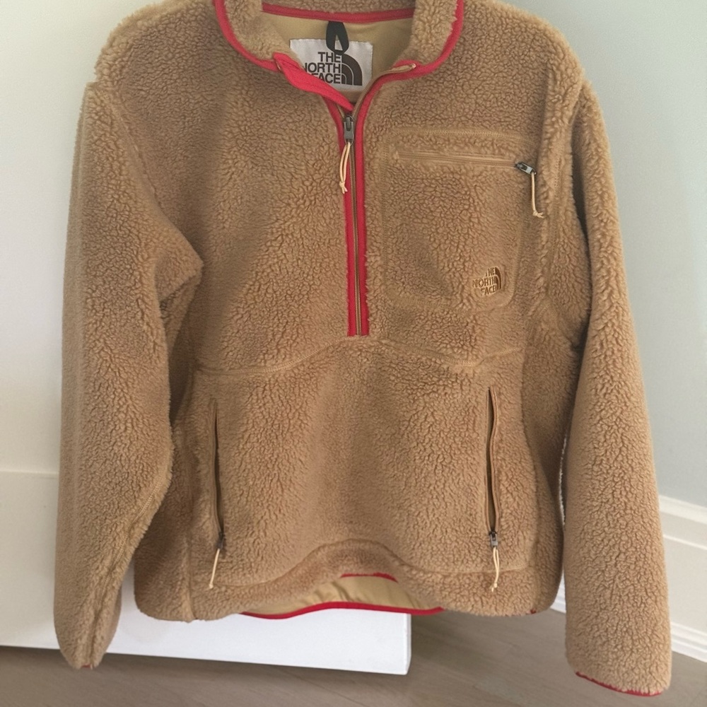 The North Face Men’s Tan Fleece Pullover